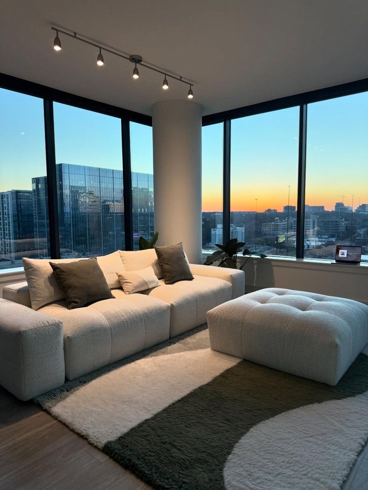 2 bedroom apartment, North Dallas